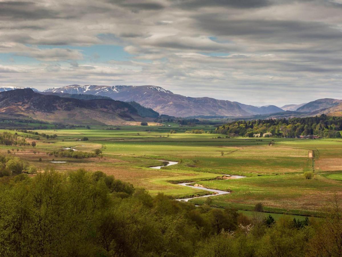 Glentruim Homestay B&B And Glamping Pods Newtonmore Extérieur photo
