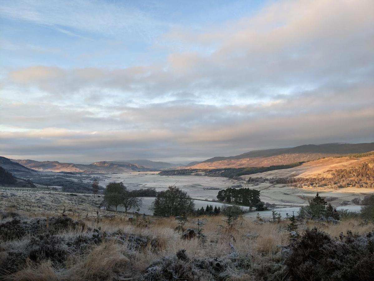 Glentruim Homestay B&B And Glamping Pods Newtonmore Extérieur photo